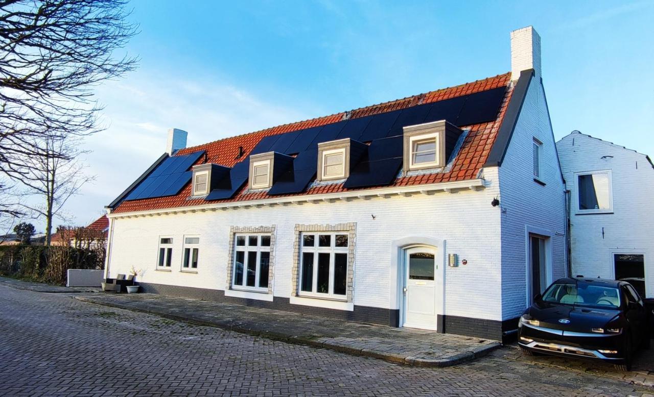 Klein Java Aardenburg Buitenkant foto